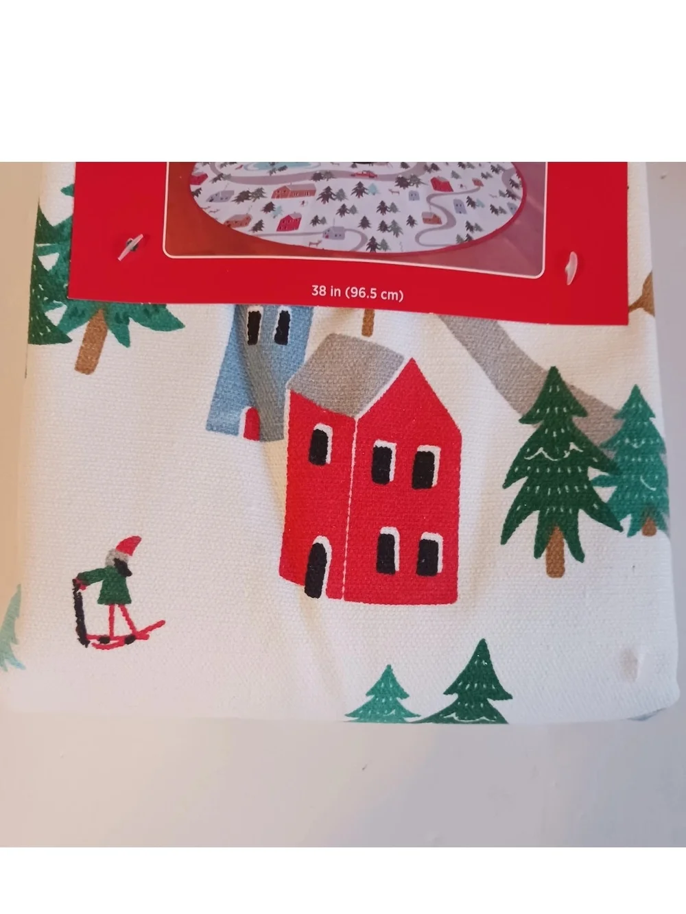 White and Red Village Tree Skirt